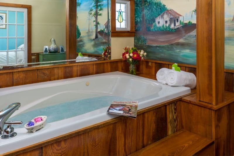 Prairie Haven Cottage bath