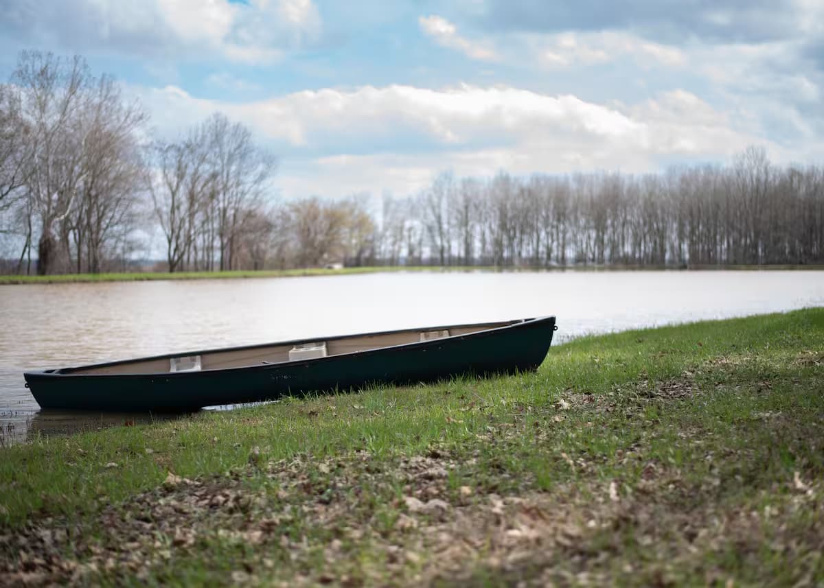 Huey_Hill_Farm_Canoe_Lake