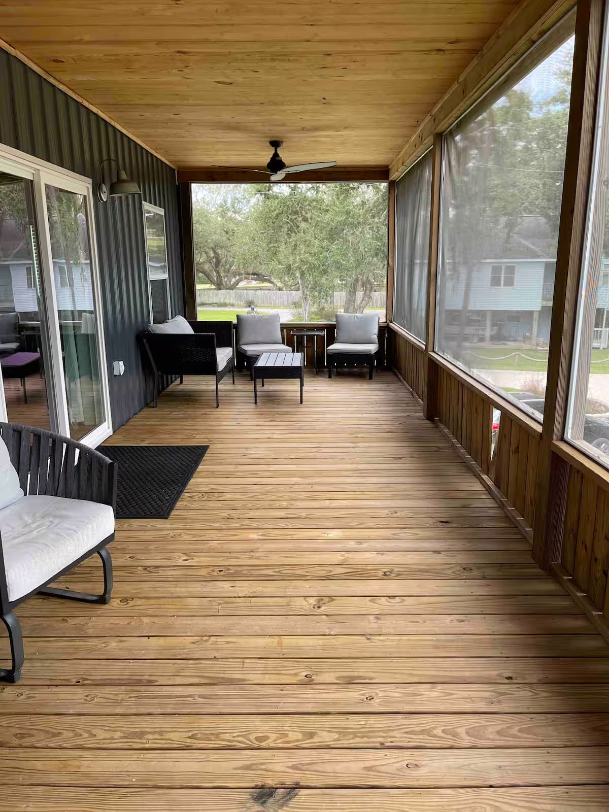 Mermentau_Penthouse_Porch_Full